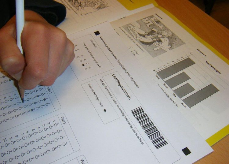 How Do I Choose a Career Test?