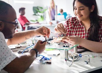 The Growing Role of Micro-Courses in Modern Skill Development